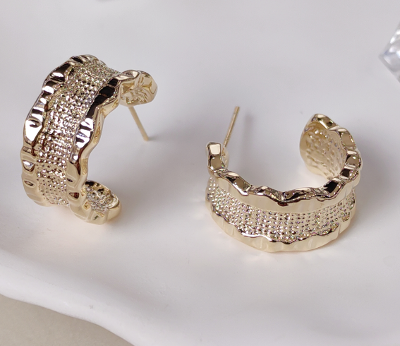 MIDI Simple stud earrings 2