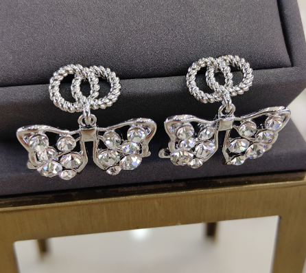 MIDI Simple stud earrings 3